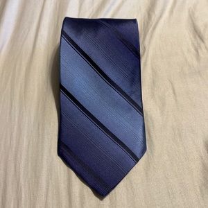 Express Design Studio 100% Italian Silk tie